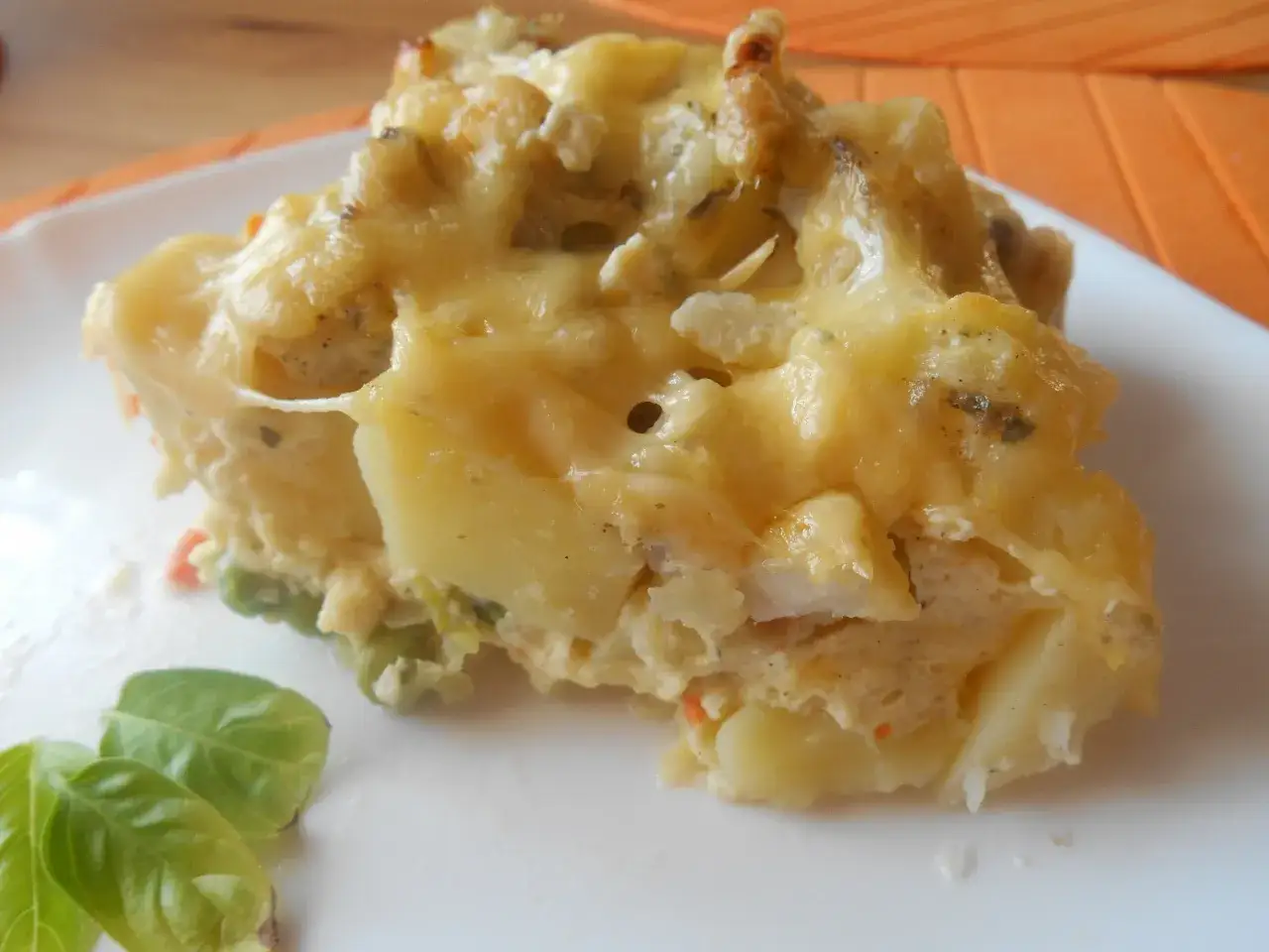 Zapiekanka ziemniaczana i makaronowa z rybą