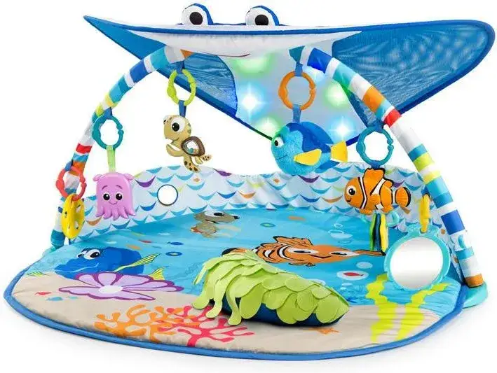 Mata Gdzie jest Nemo zabawki z bliska