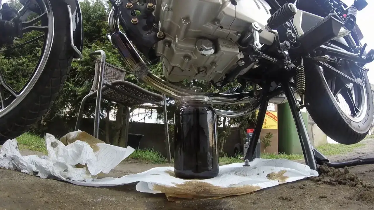 wymiana oleju motocykl 125