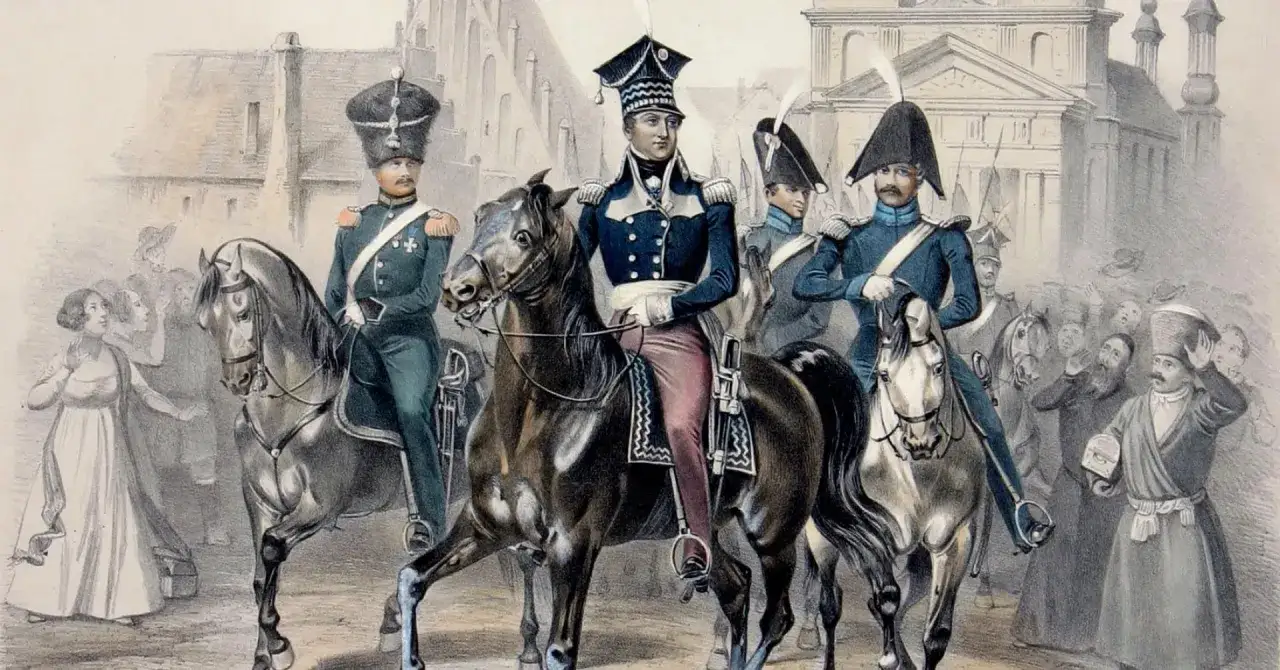 Ułani na koniach, tłum ludzi. Ciekawe fakty o polskim hymnie mogą być związane z historią wojska i jego pieśniami.