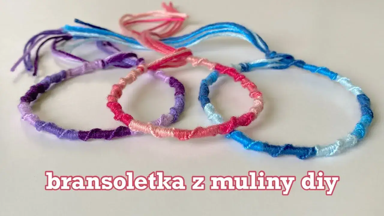 bransoletka przyjaźni z muliny z pętelką i warkoczami