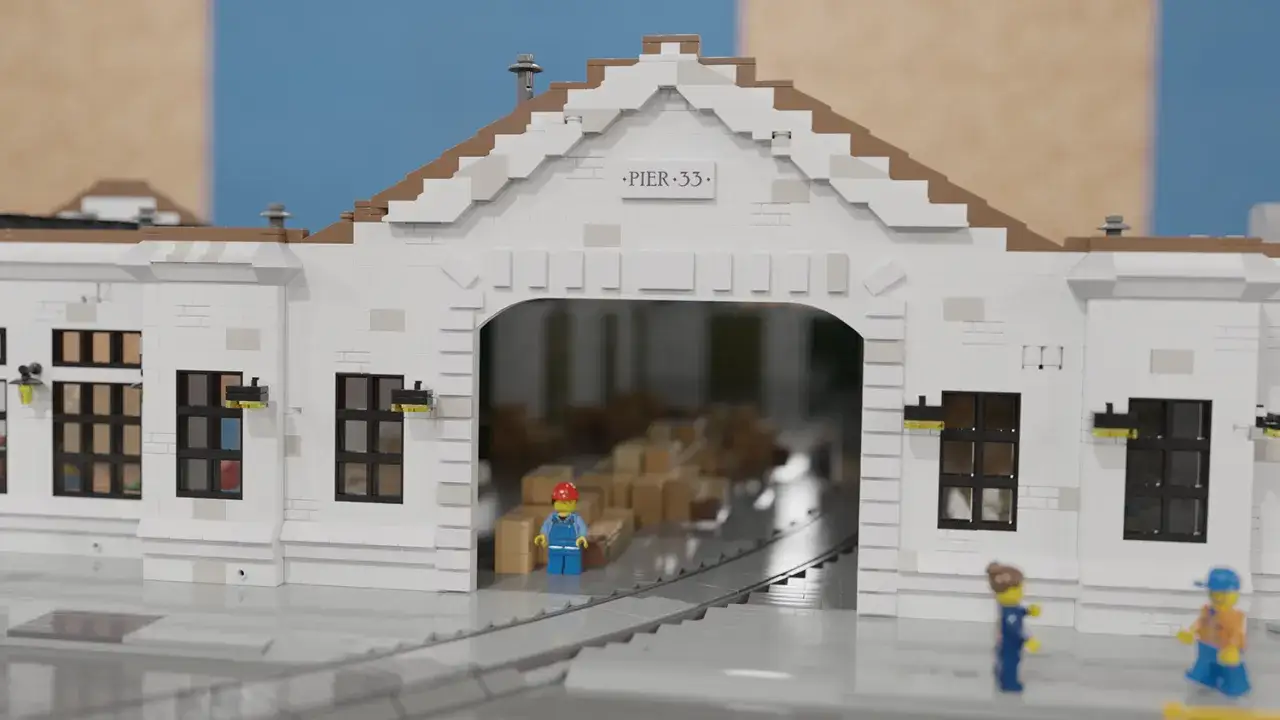 Budowa z klocków LEGO: stacja kolejowa 