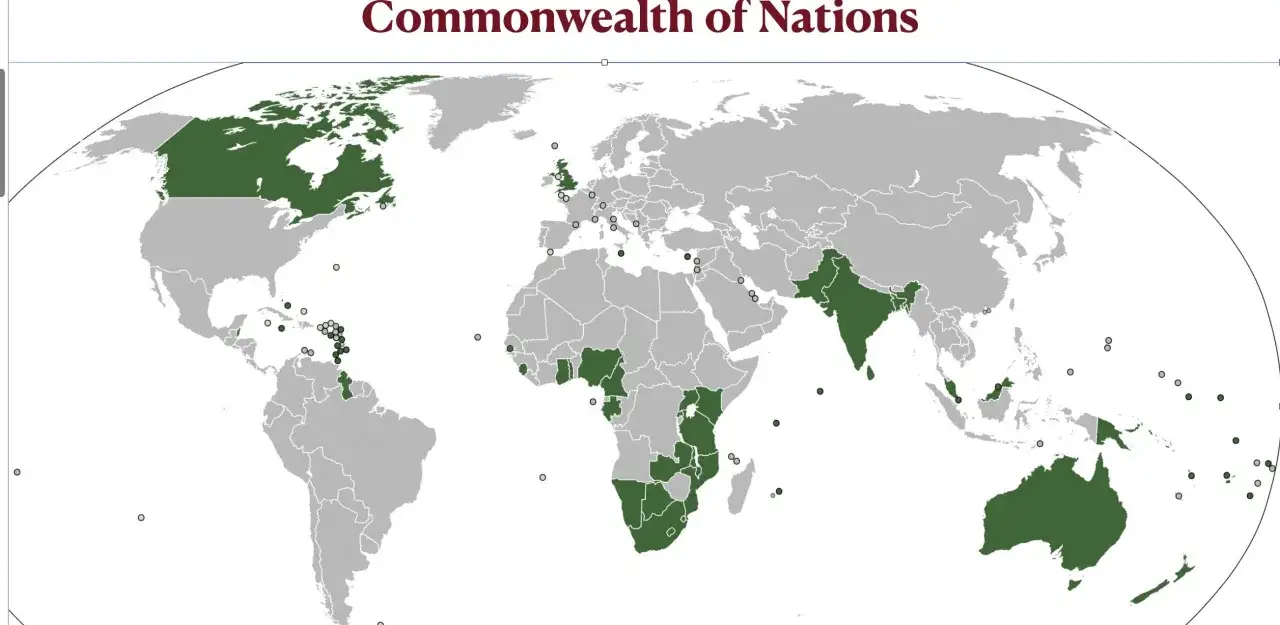 Mapa del Commonwealth que es: pa&iacute;ses miembros resaltados en verde, incluyendo Canad&aacute;, Reino Unido, India, Australia y naciones africanas.
