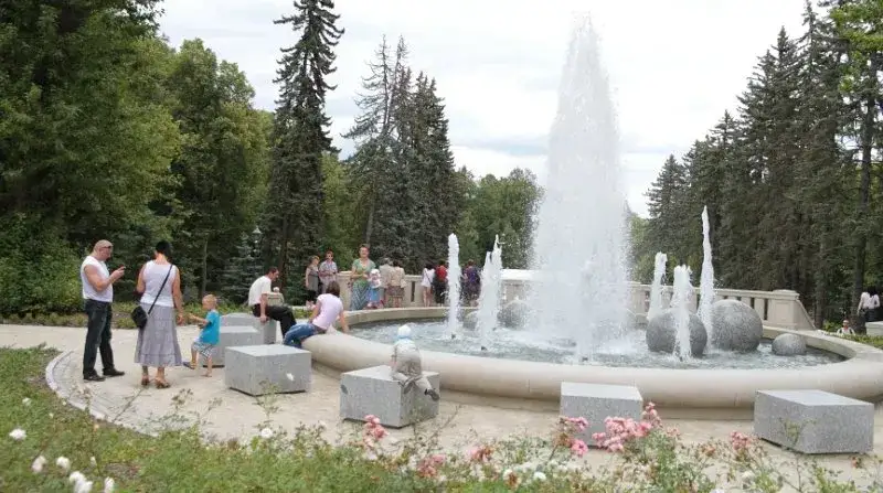 Polanica-Zdrój Park Zdrojowy fontanna