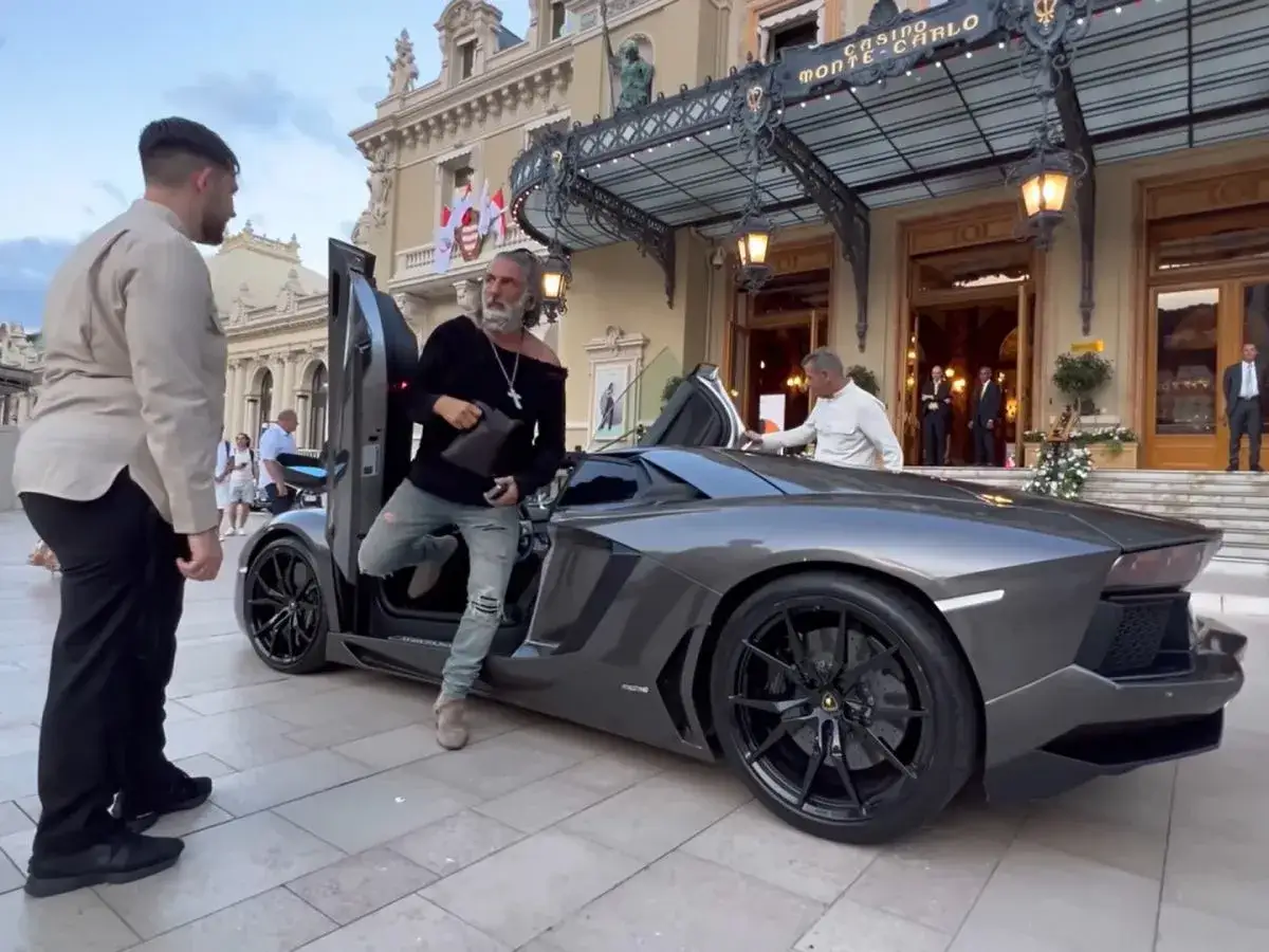 Lamborghini Aventador Huracan Spyder Delage D12 kolekcja samochod&oacute;w Zeus z Monako