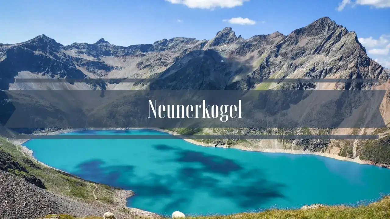 Turkusowe jezioro w Alpach, idealne na alpy trekking dla początkujących. Widok na Neunerkogel.