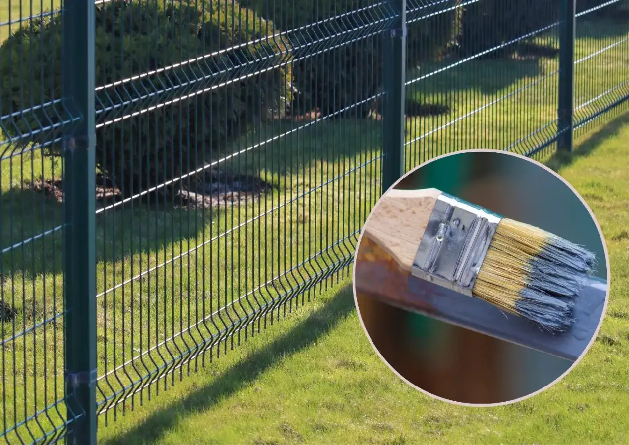 Pędzel z farbą gotowy do pracy. Dowiedz się, jak malować siatkę ogrodzeniową, by odnowić jej wygląd.