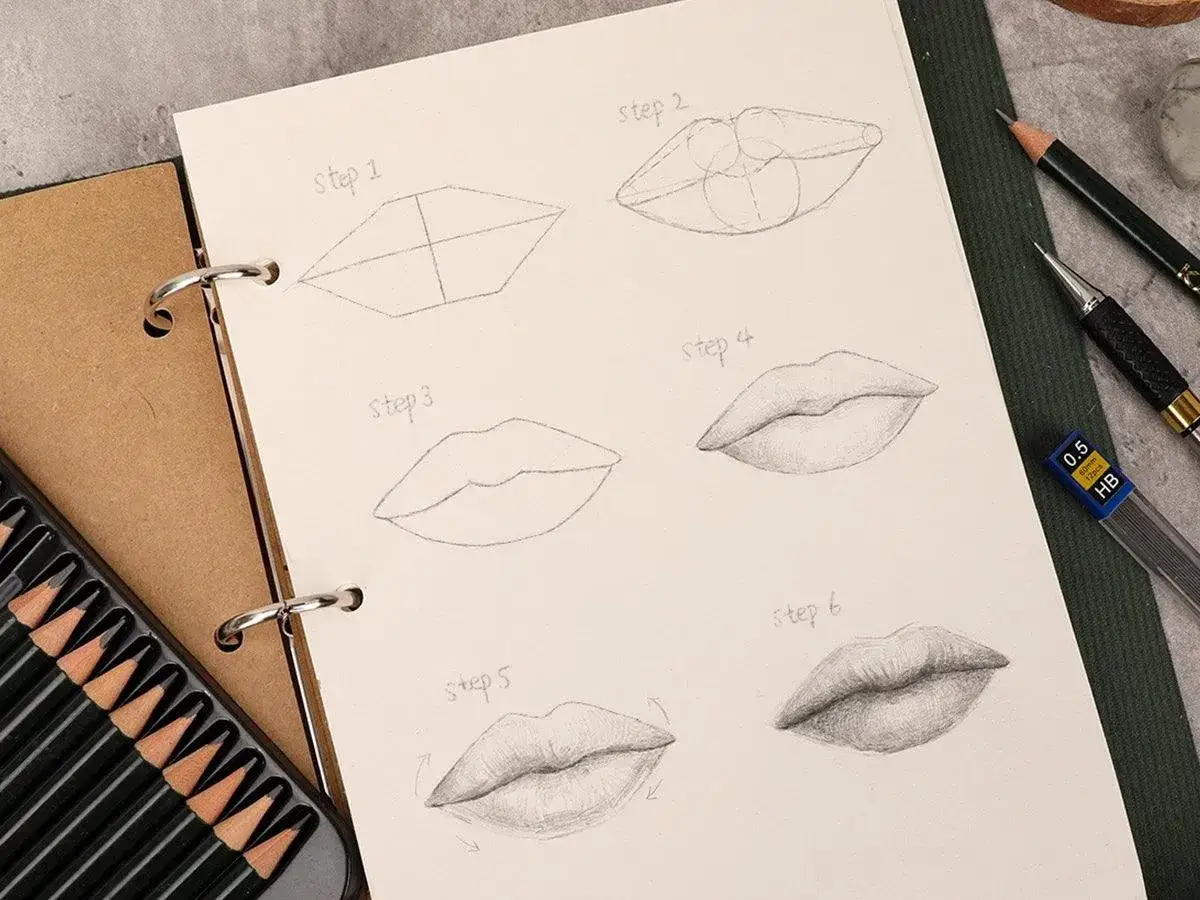 &Eacute;tapes pour un dessin r&eacute;aliste d'une bouche. Le carnet montre six &eacute;tapes, de l'esquisse &agrave; la bouche d&eacute;taill&eacute;e.