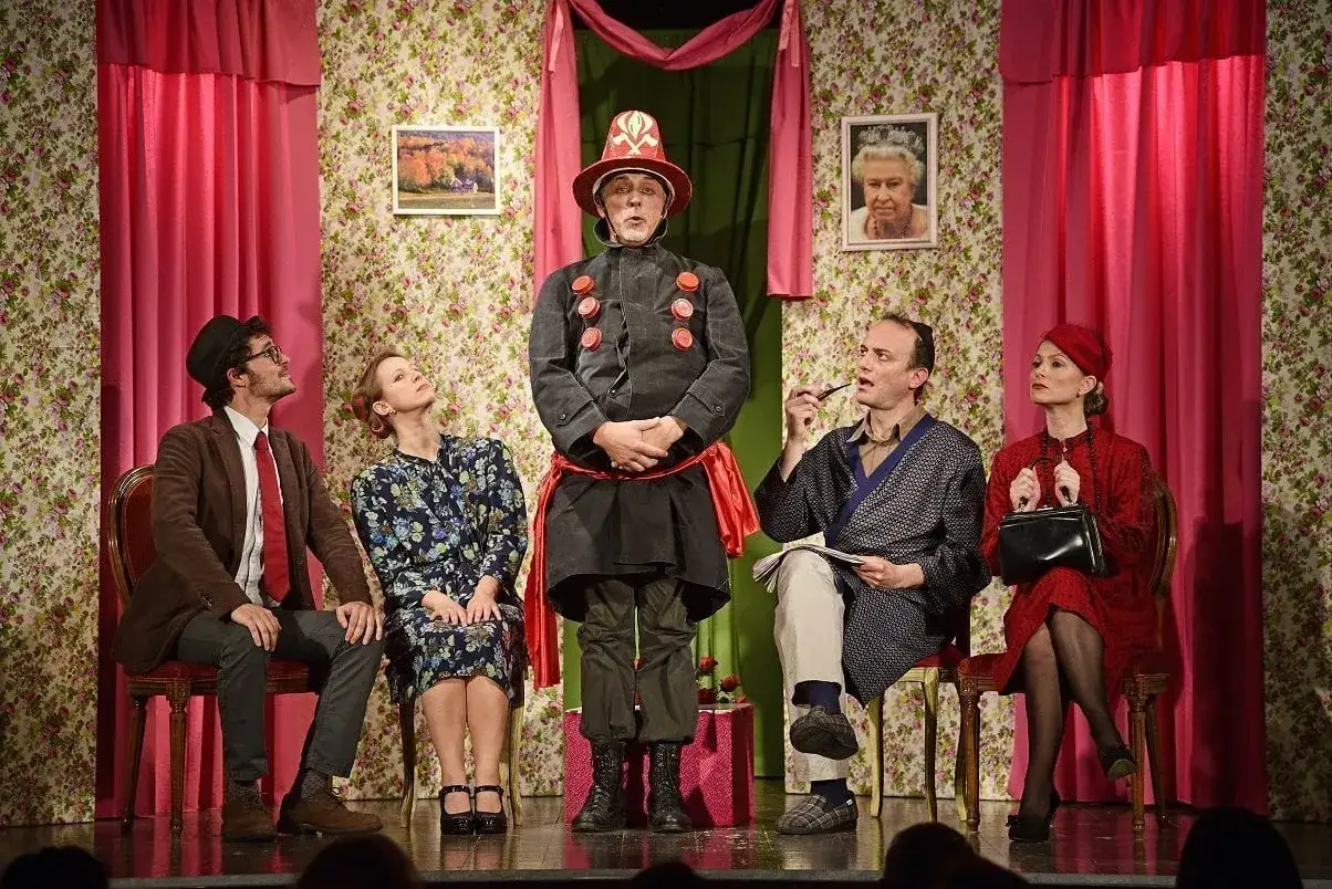 Attori in scena per 