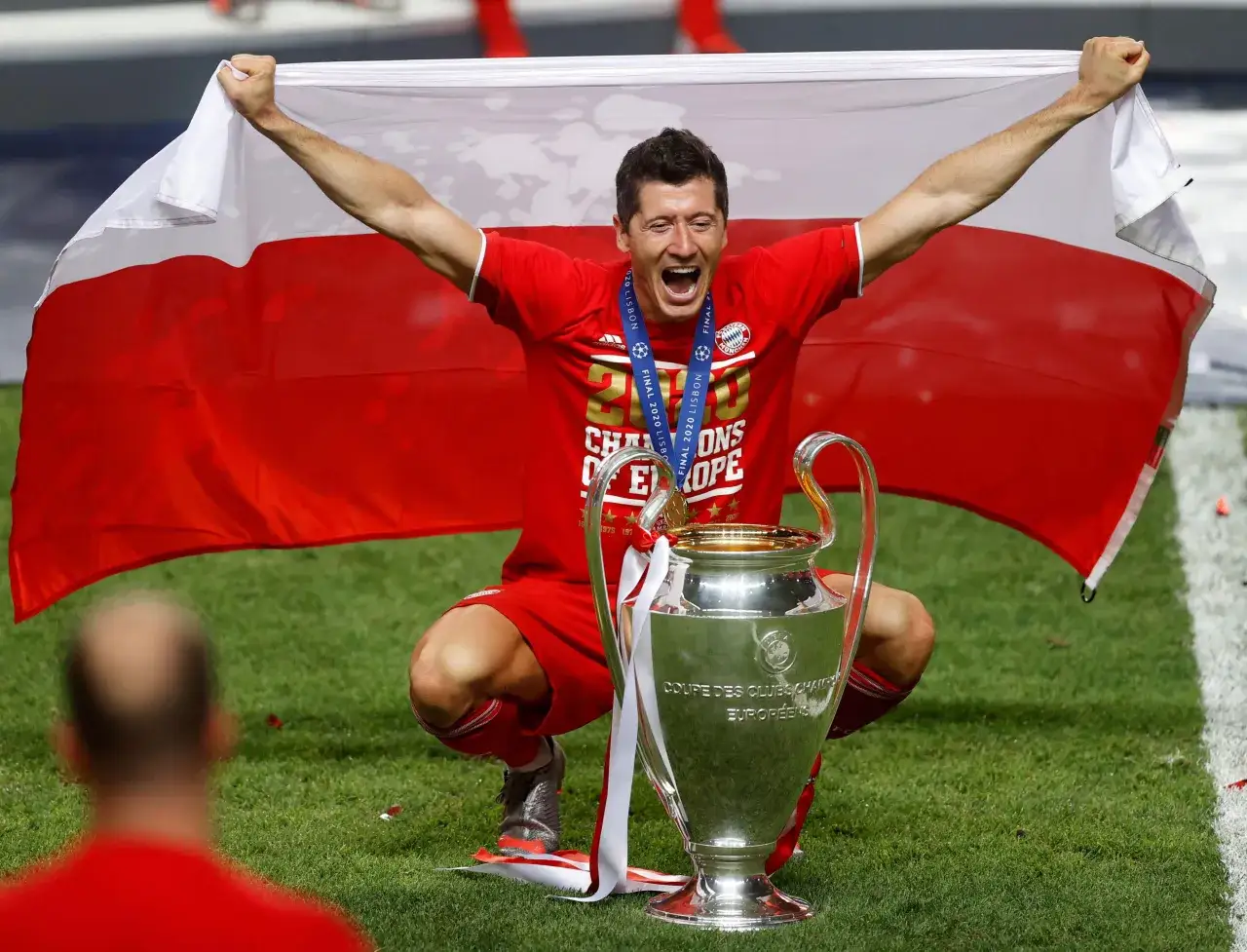 Bayern Monachium Liga Mistrz&oacute;w 2020 Robert Lewandowski Hansi Flick