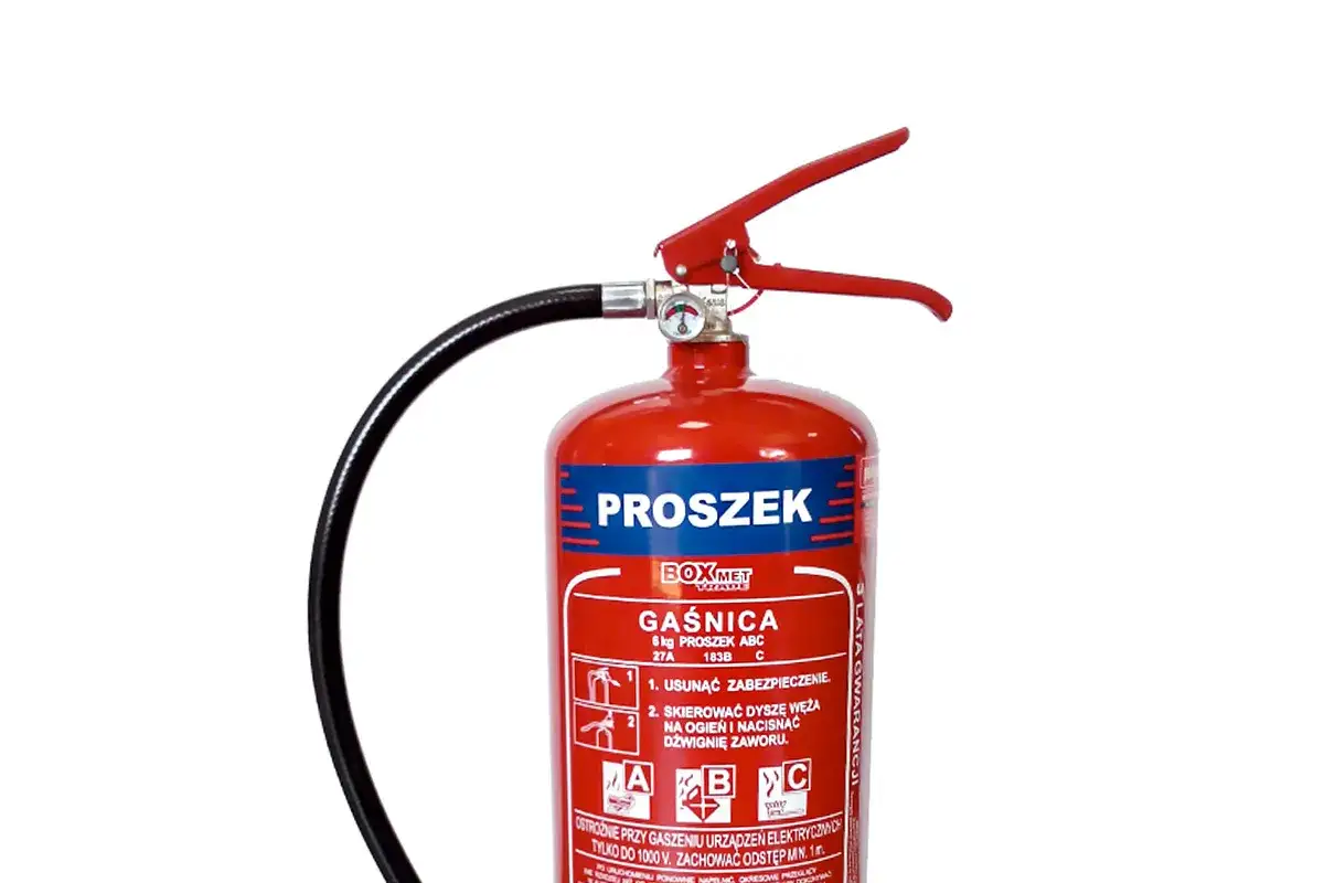 Czerwony gaśnica proszkowa, do gaszenia urządzeń elektrycznych pod napięciem stosuje się ją ostrożnie.