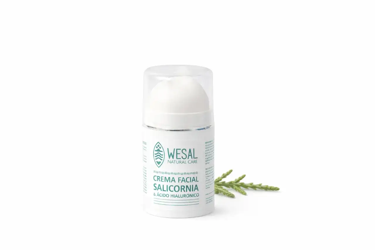 Crema facial Salicornia & Ácido Hialurónico de Wesal Natural Care. Descubre sus ingredientes naturales para una piel radiante.
