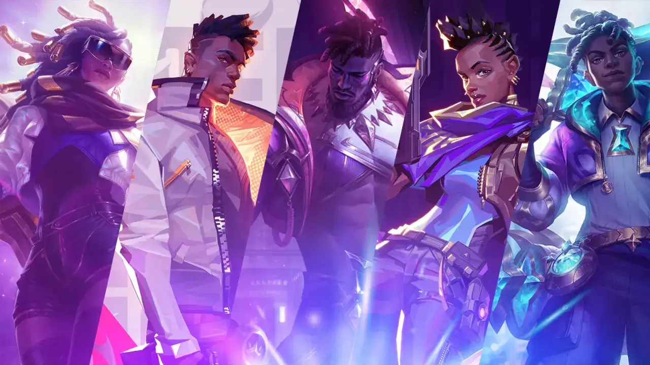 Postacie z gry Riot Games, w tym Lucian, Senna i Ekko, w futurystycznych strojach, gotowi do walki.
