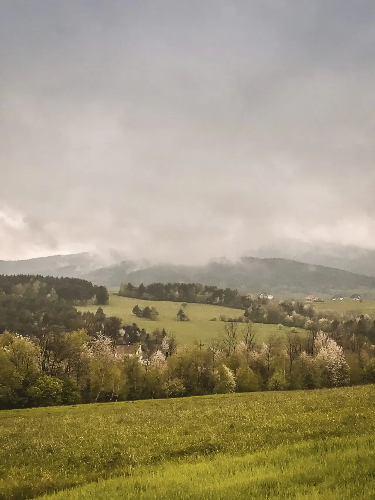 Zdjęcie Beskid Wyspowy atrakcje – odkryj najpiękniejsze miejsca na wypoczynek