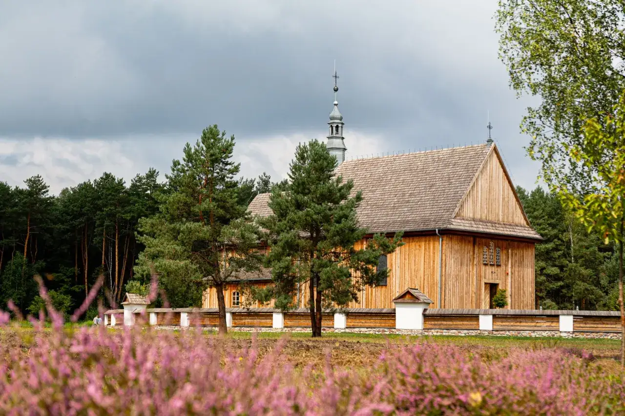 Kościół z Rzochowa skansen Kolbuszowa