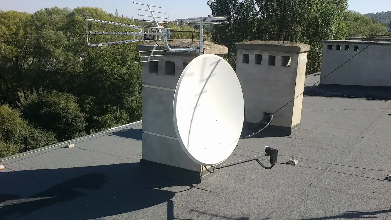 Ustawianie anteny satelitarnej Hot Bird 13E