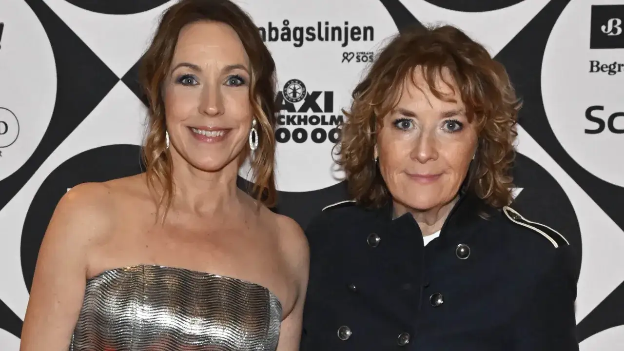 Anna Bennich med sin partner, båda ler mot kameran.