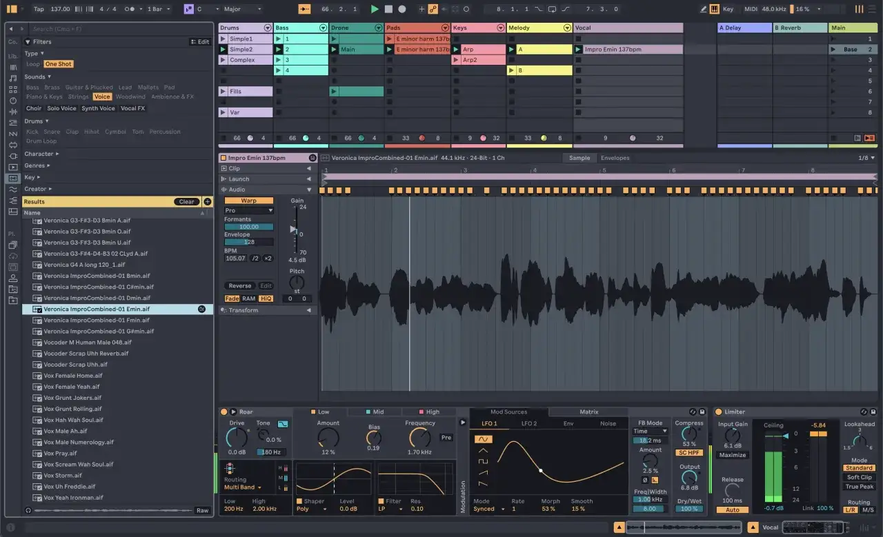 Ableton Beta: Vocal-Sample-Bearbeitung mit Wellenform-Anzeige und Effekten.