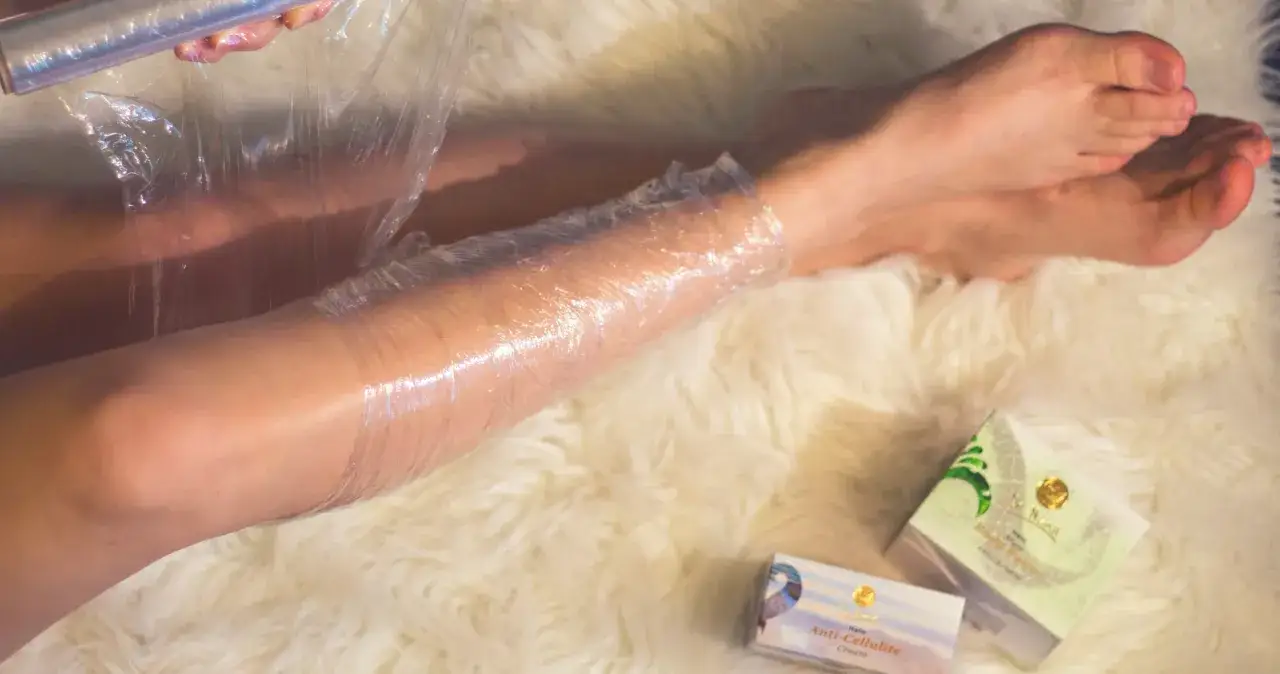 Body wrapping z błota z Morza Martwego na cellulit