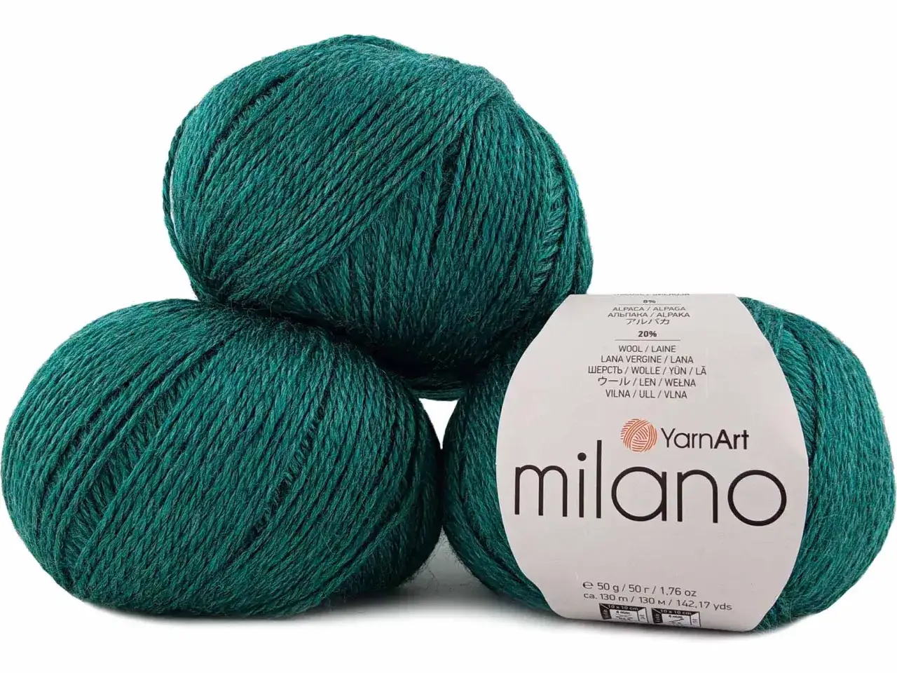 Trzy kłębki zielonej wł&oacute;czki YarnArt Milano. Idealna, by stworzyć coś wyjątkowego. Jaka wł&oacute;czka do szydełkowania? Ta jest świetna!