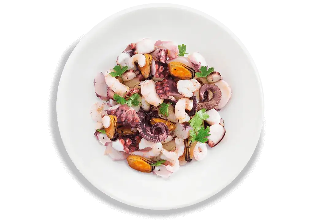 Insalata di mare ingredienti freschi e colorati
