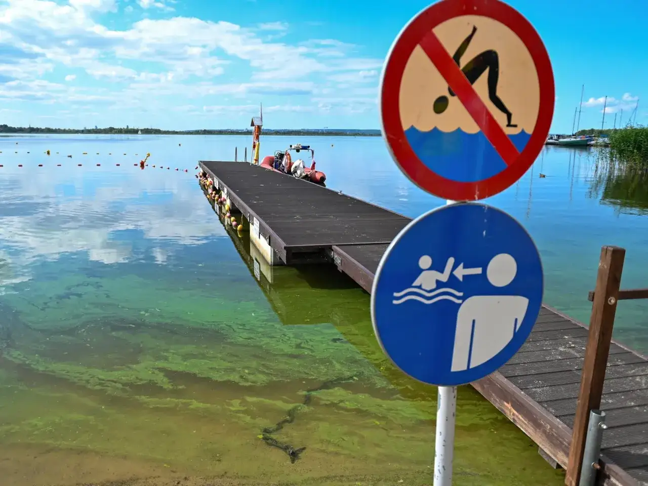 zakaz kąpieli niebezpieczne jezioro