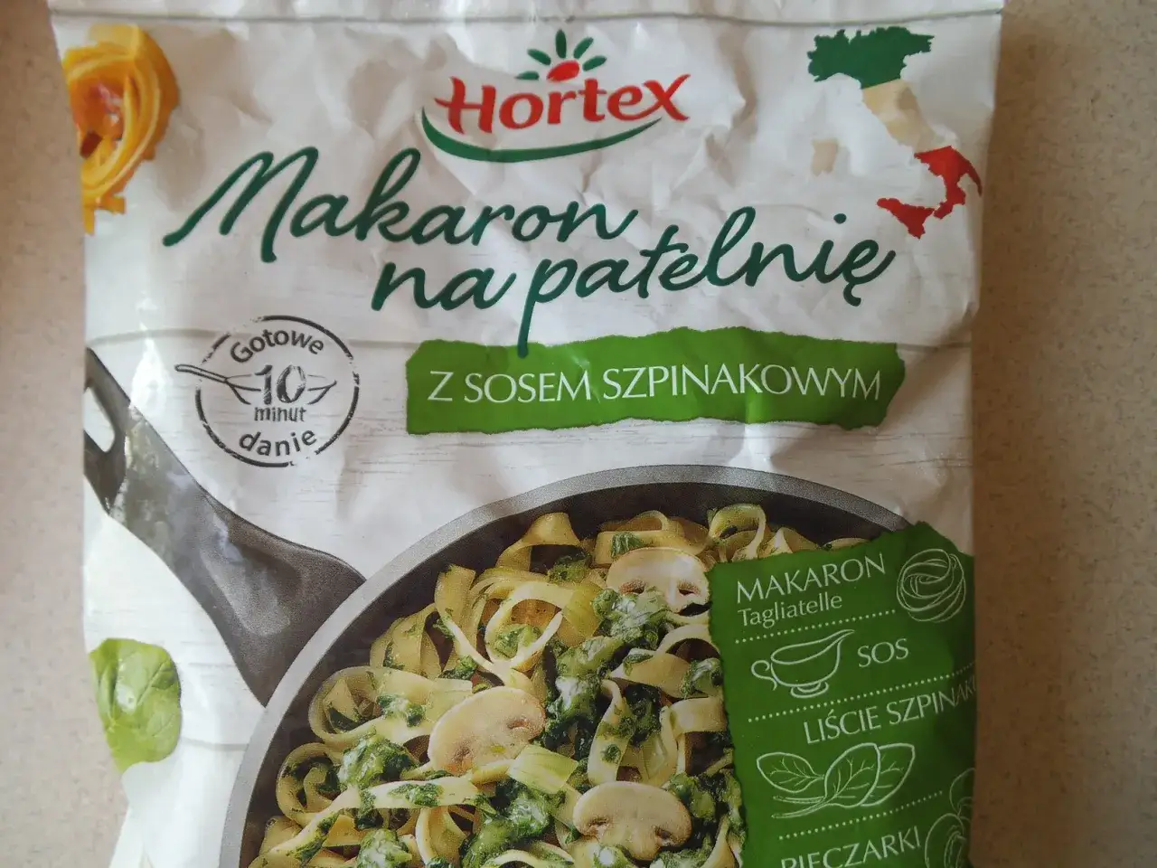 makaron ze szpinakiem gotowe danie
