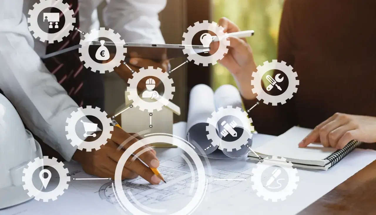 Persone discutono un progetto con icone che rappresentano un incarico RSPP, denaro, idee e strumenti.