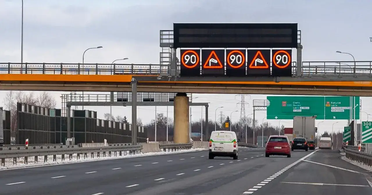 Znaki ograniczenia prędkości autostrada Polska