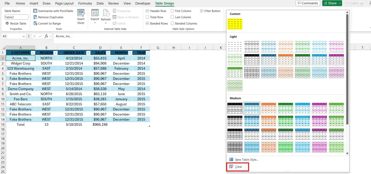 Schermata di Excel che mostra come eliminare formattazione tabella Excel cliccando su 