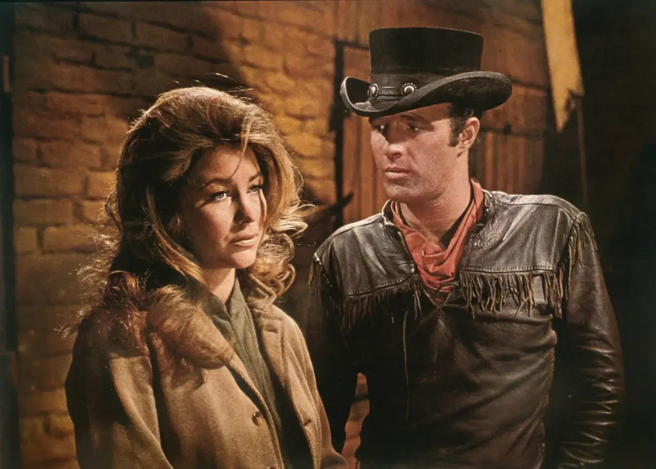 James Caan und Elke Sommer im Western 