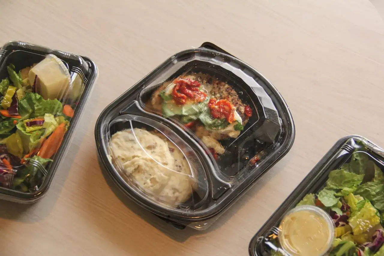 Zdjęcie Dieta pudełkowa w kosztach firmy? Zasady KUP i VAT dla przedsiębiorcy