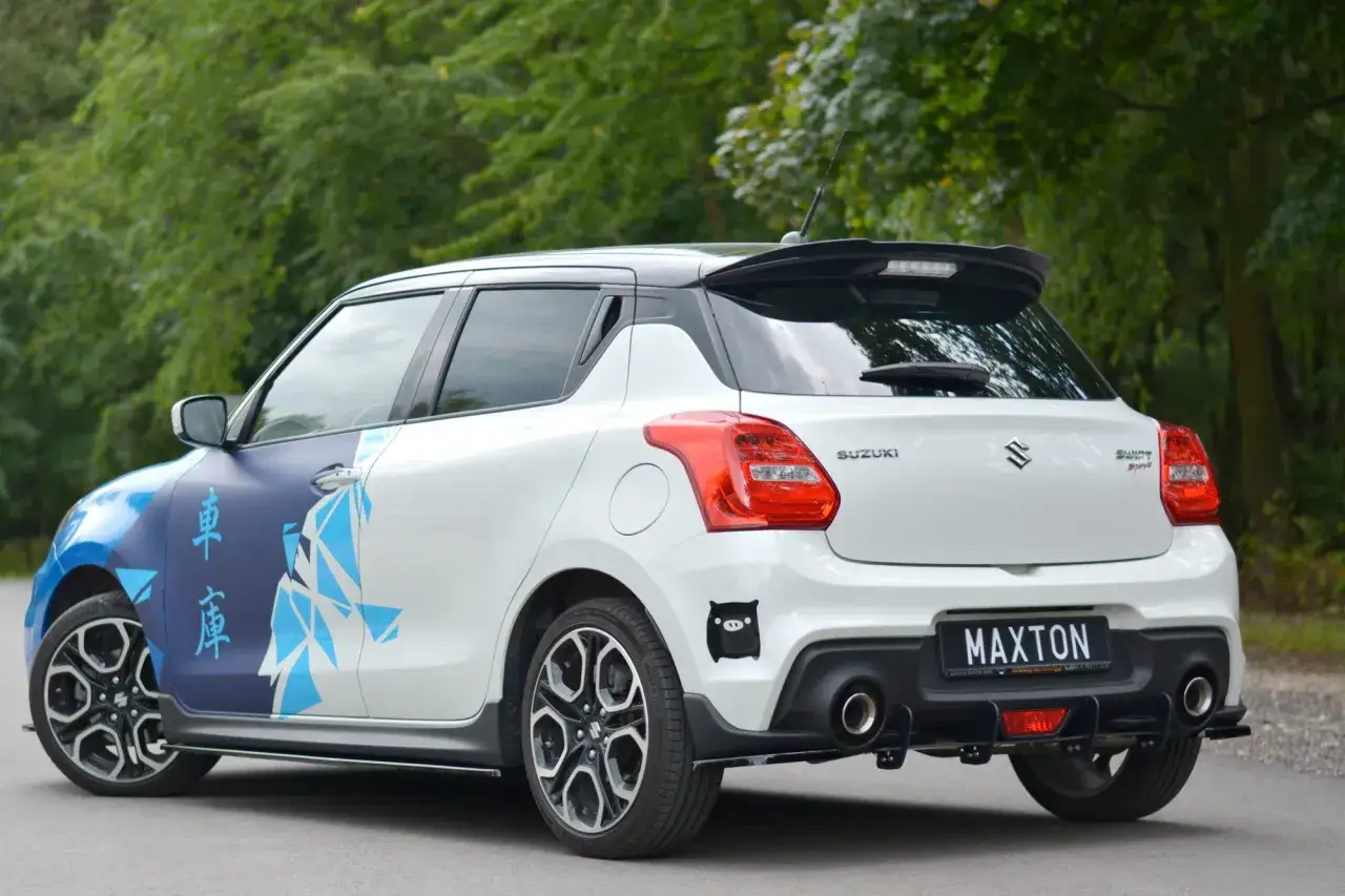 Suzuki Swift Sport z fabrycznym spoilerem
