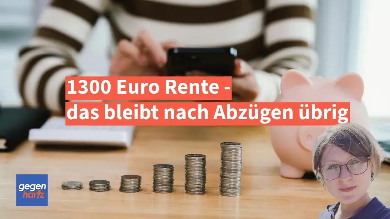 1300 Euro Rente &ndash; was bleibt nach Abz&uuml;gen &uuml;brig? Ein Sparschwein und M&uuml;nzstapel symbolisieren die finanzielle Planung.