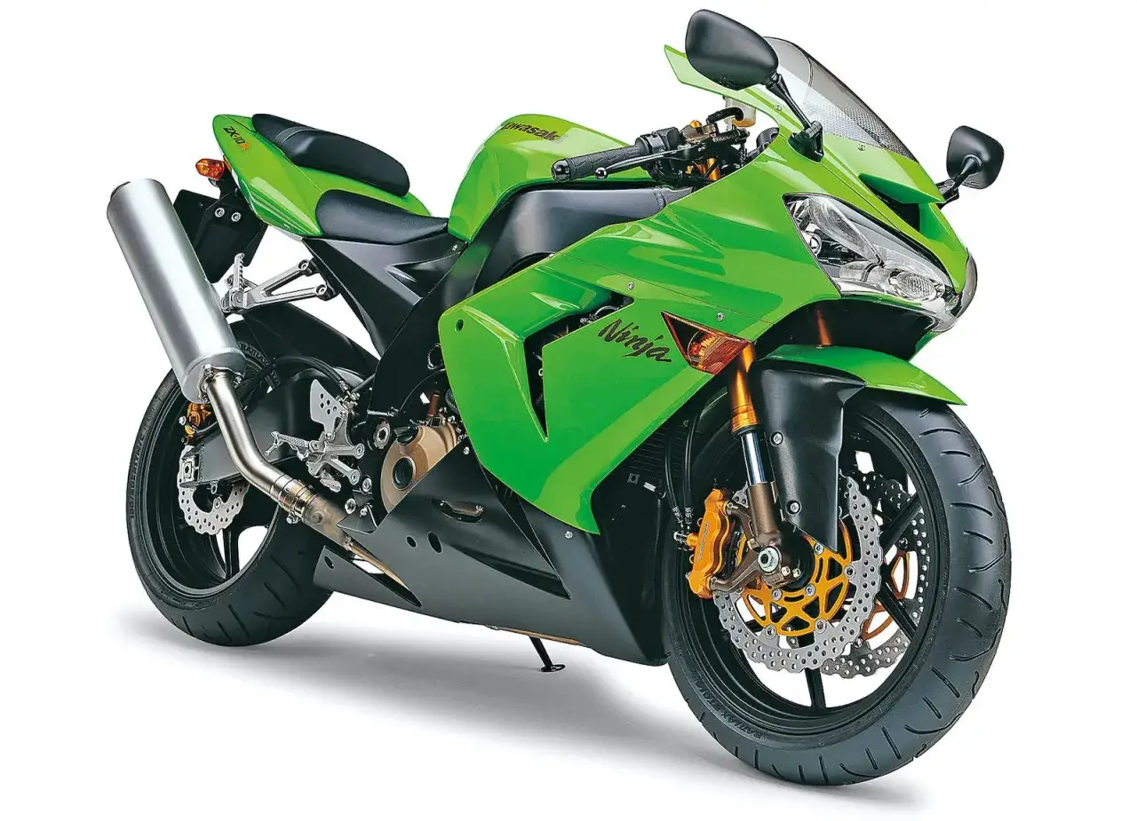 Zielony Kawasaki ZX10R 2006 Ninja, gotowy do szaleństwa na torze.