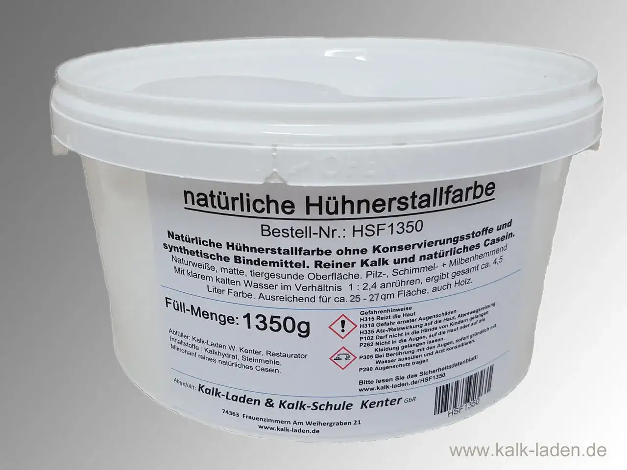 Eimer mit natürlicher Hühnerstallfarbe. Reiner Kalk und Casein für eine gesunde Oberfläche, wirkt gegen Milben.