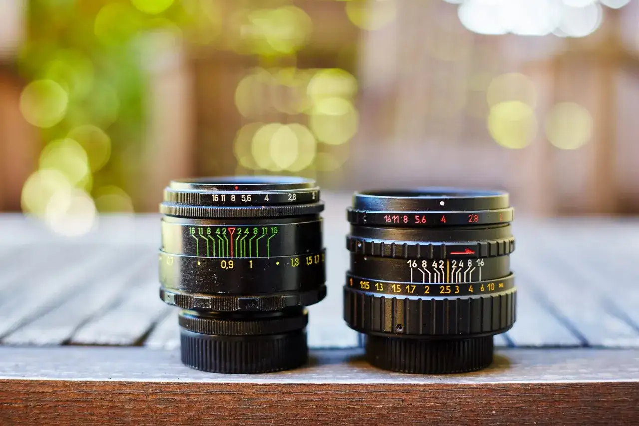 Porównanie modeli Zenit E i Zenit 12XP