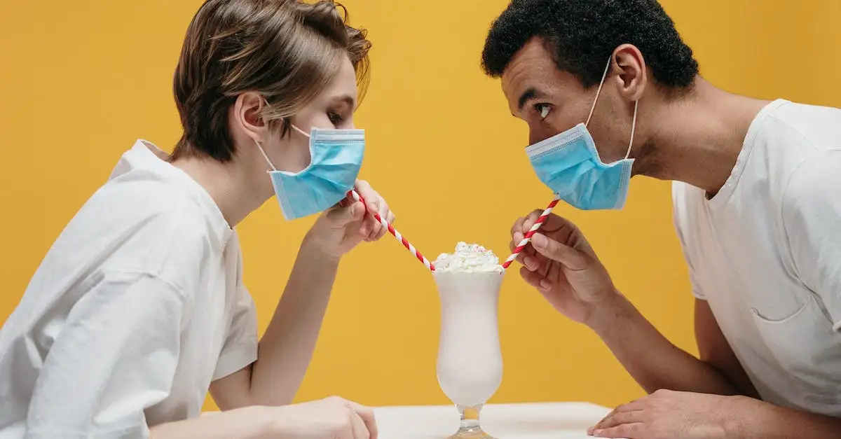  Przepisy na pyszne koktajle owocowe odchudzające. Szybkie koktajle dietetyczne i smoothie na odchudzanie