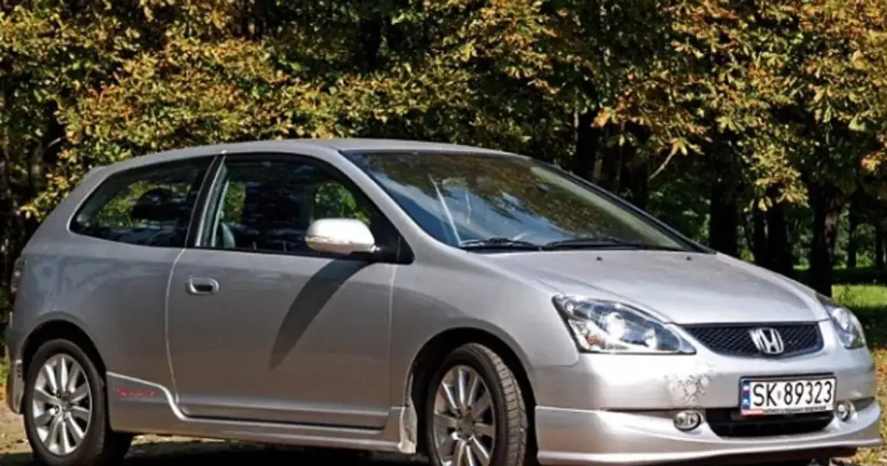 Honda Civic VII generacji hatchback sedan coupe