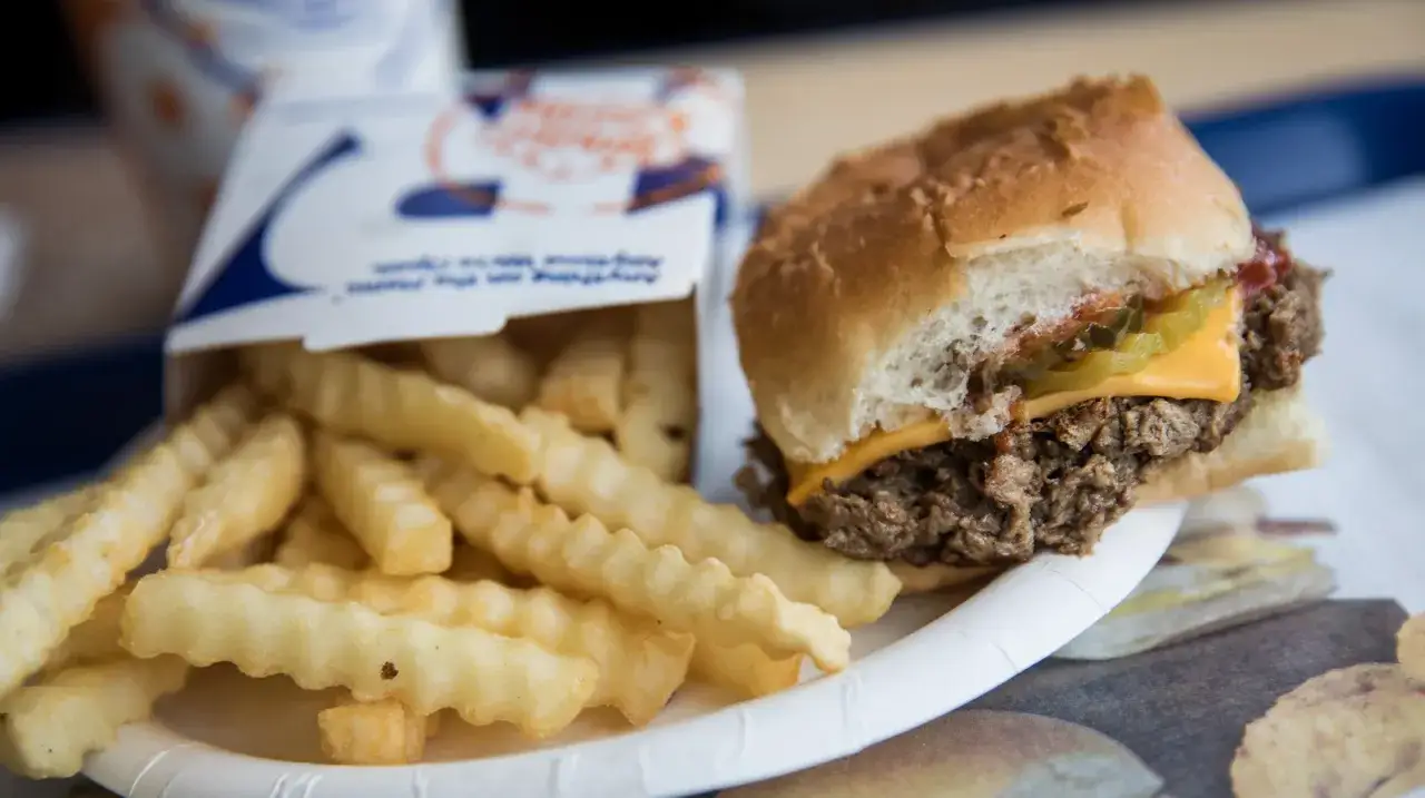 Historia White Castle, wczesne hamburgery fast food