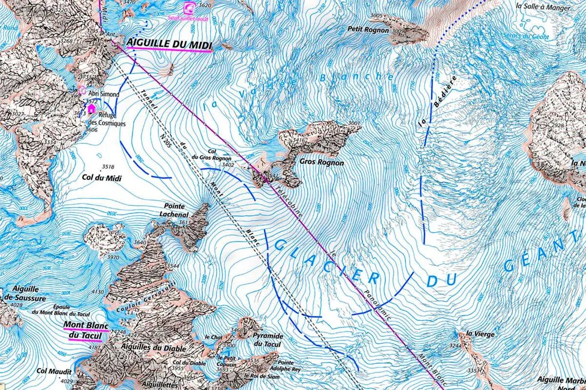 Carte IGN du massif du Mont-Blanc. On y voit l'Aiguille du Midi, des glaciers et des reliefs.