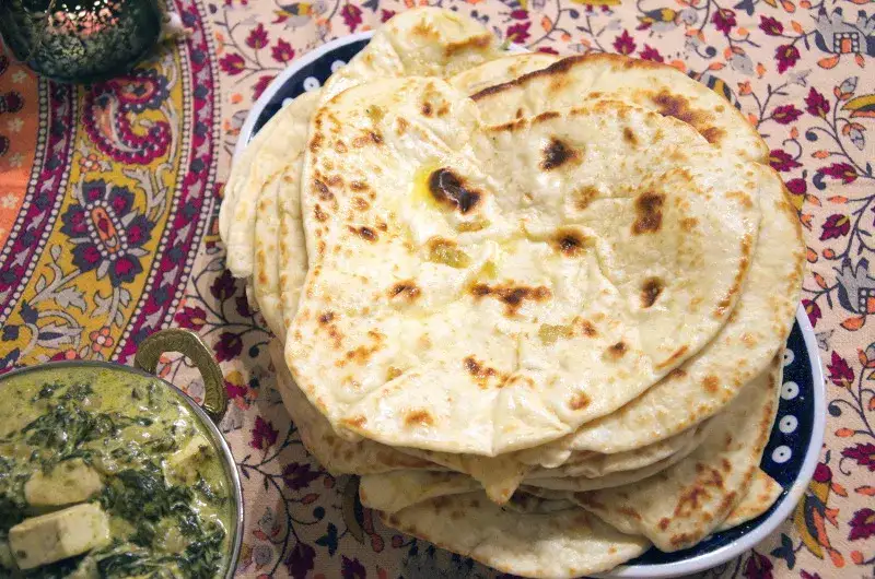 rodzaje chlebka naan czosnkowy klasyczny