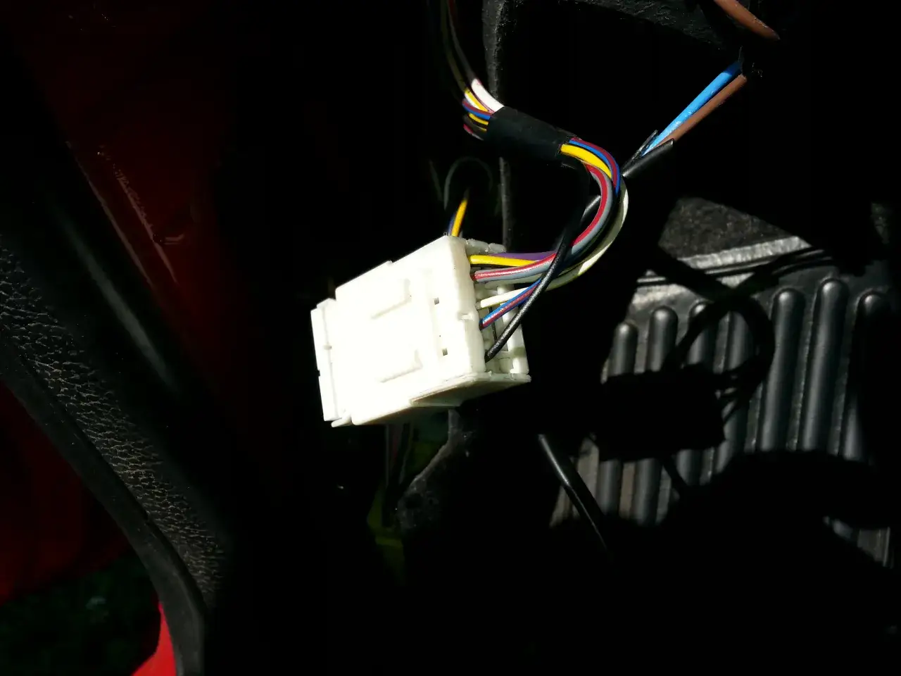 Wiązka przewod&oacute;w do montażu centralnego zamka w Fiat Seicento.