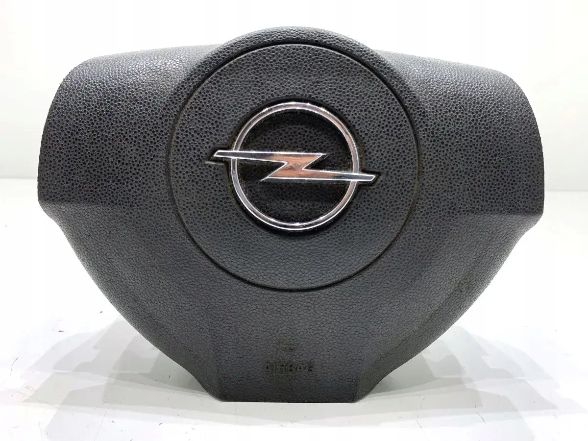 Poduszka powietrzna kierownicy Opel Astra H, element akcji serwisowej.