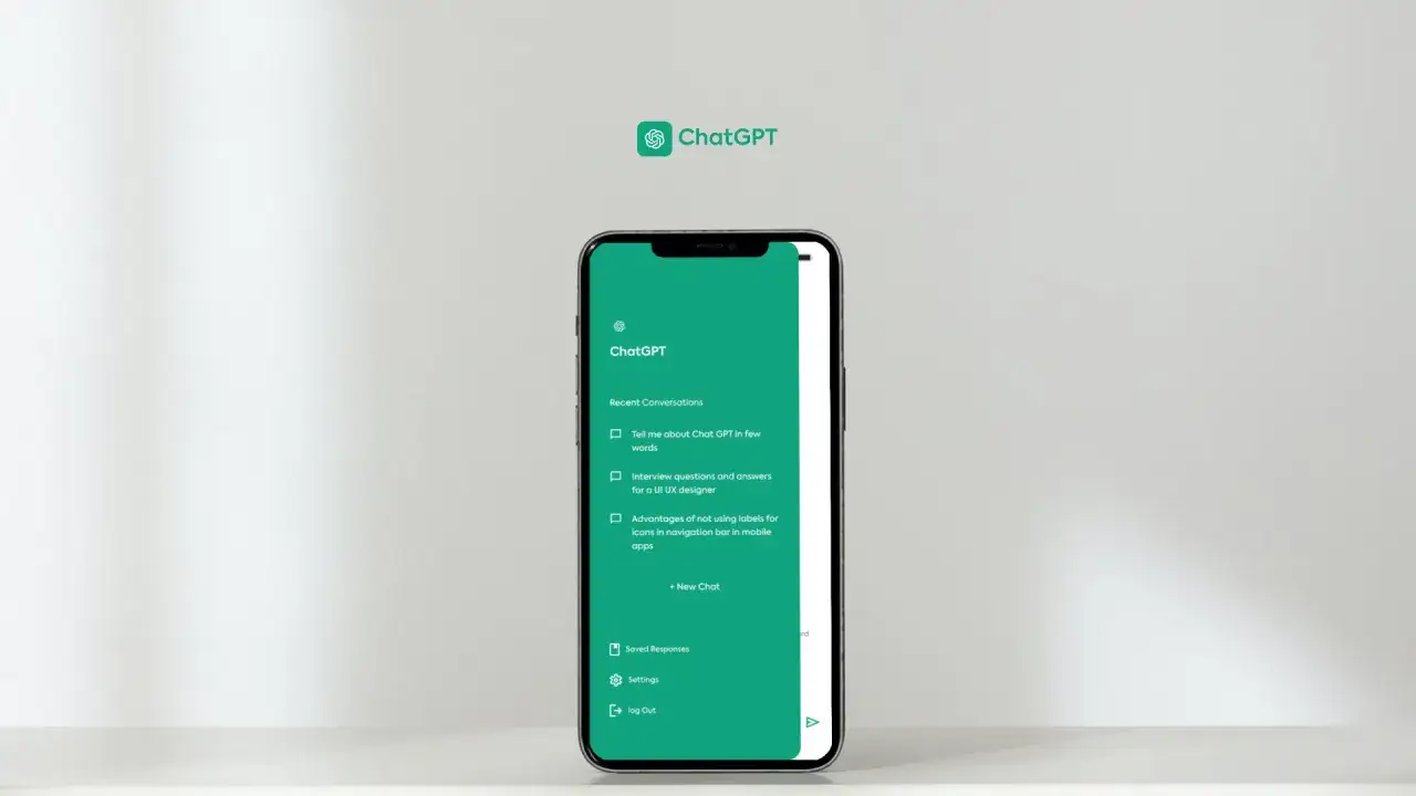 Smartfon z aplikacją ChatGPT, pokazujący historię rozmów, w tym pytania o Chat GPT i projektowanie UX.