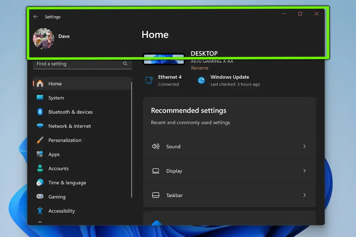 Ekran ustawień Windows 11, gdzie można dokonać optymalizacji systemu. Widoczny panel boczny z kategoriami i główny obszar z rekomendowanymi ustawieniami.