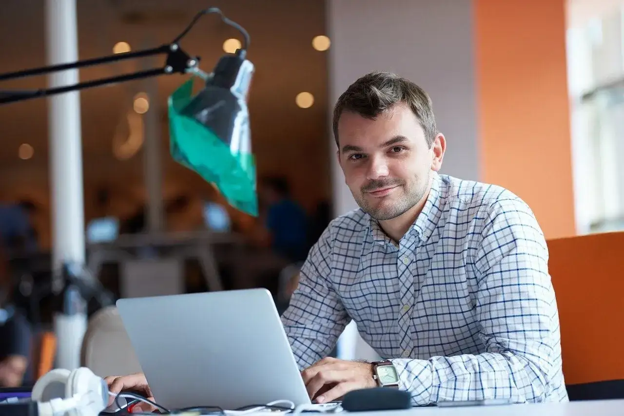 Zdjęcie Jak włączyć Power Query w Excelu - proste kroki i porady