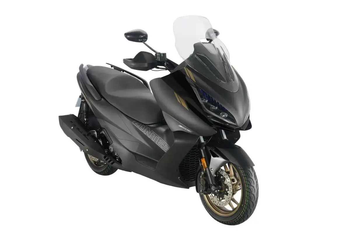 Scooter Zontes E350 negro, con detalles dorados. A pesar de su dise&ntilde;o, algunos usuarios reportan zontes e350 problemas.
