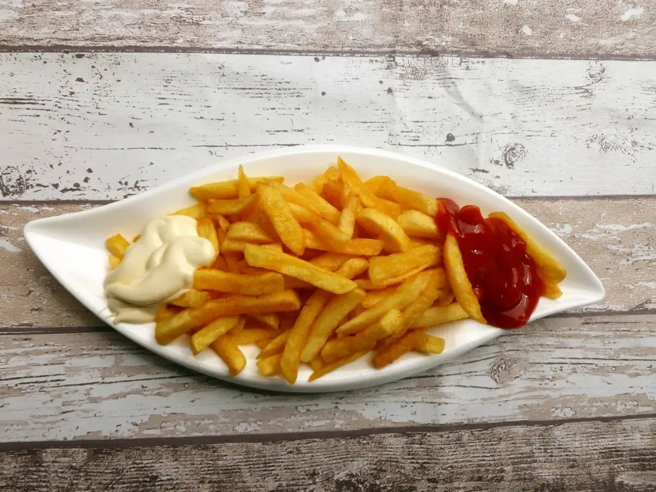Porównanie frytek stekowych, cienkich i belgijskich