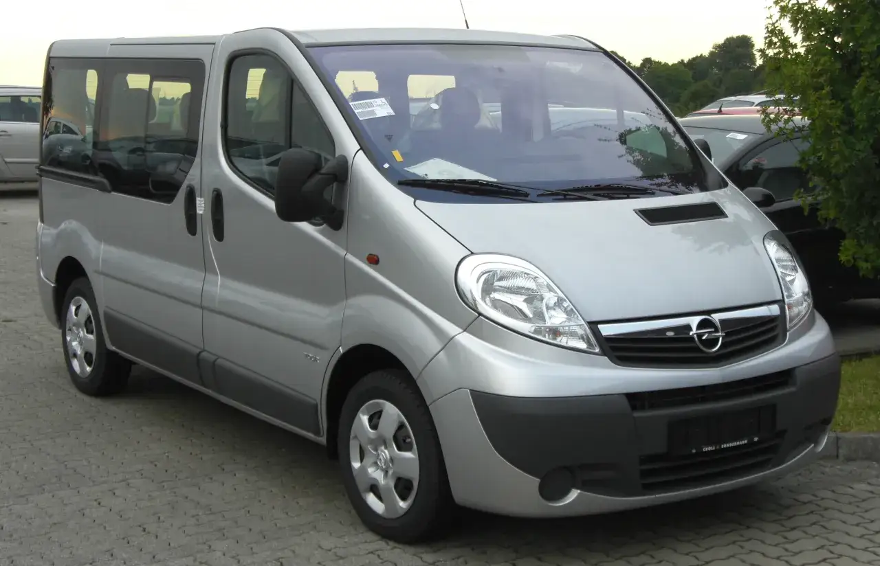Opel Vivaro A generacja